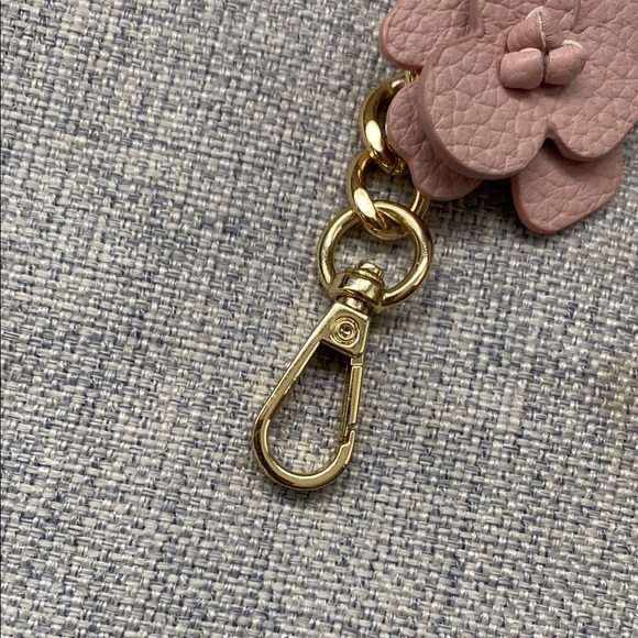 Nanette Lepore Gold and Pink Floral Purse Chain - Picture 4 of 4